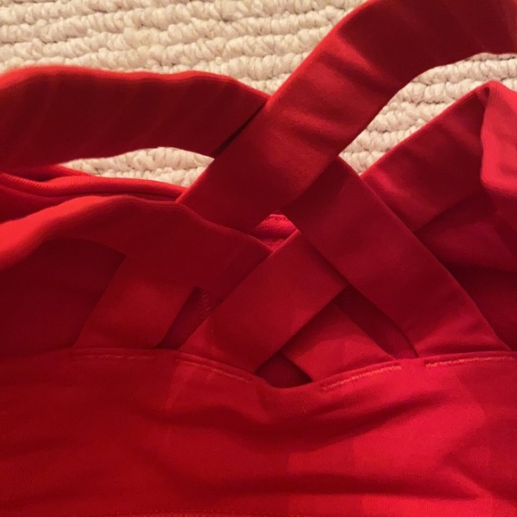 Lulu lemon mesh tank top and sports bra - Picture 6 of 10